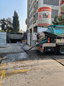 שטיפת קווי ביוב